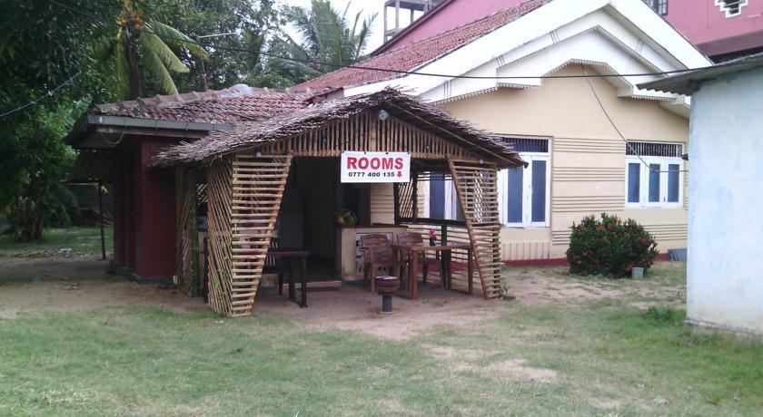 Yoho Mango House Negombo Quarto foto