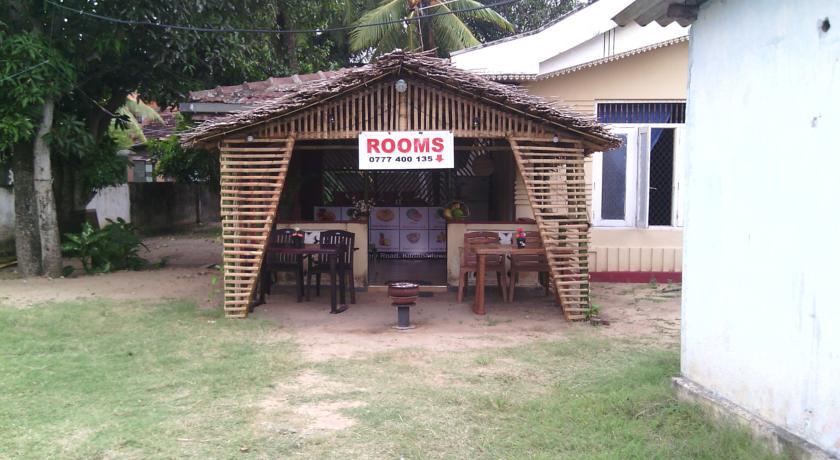 Yoho Mango House Negombo Quarto foto
