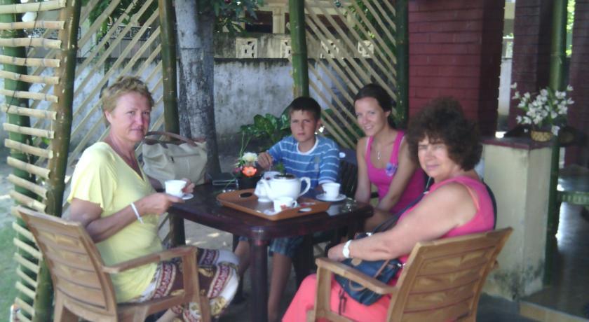 Yoho Mango House Negombo Quarto foto