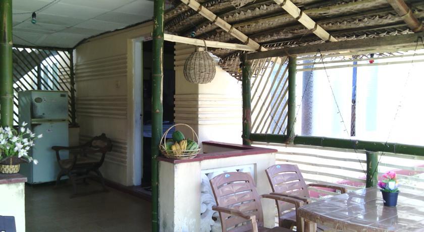 Yoho Mango House Negombo Quarto foto